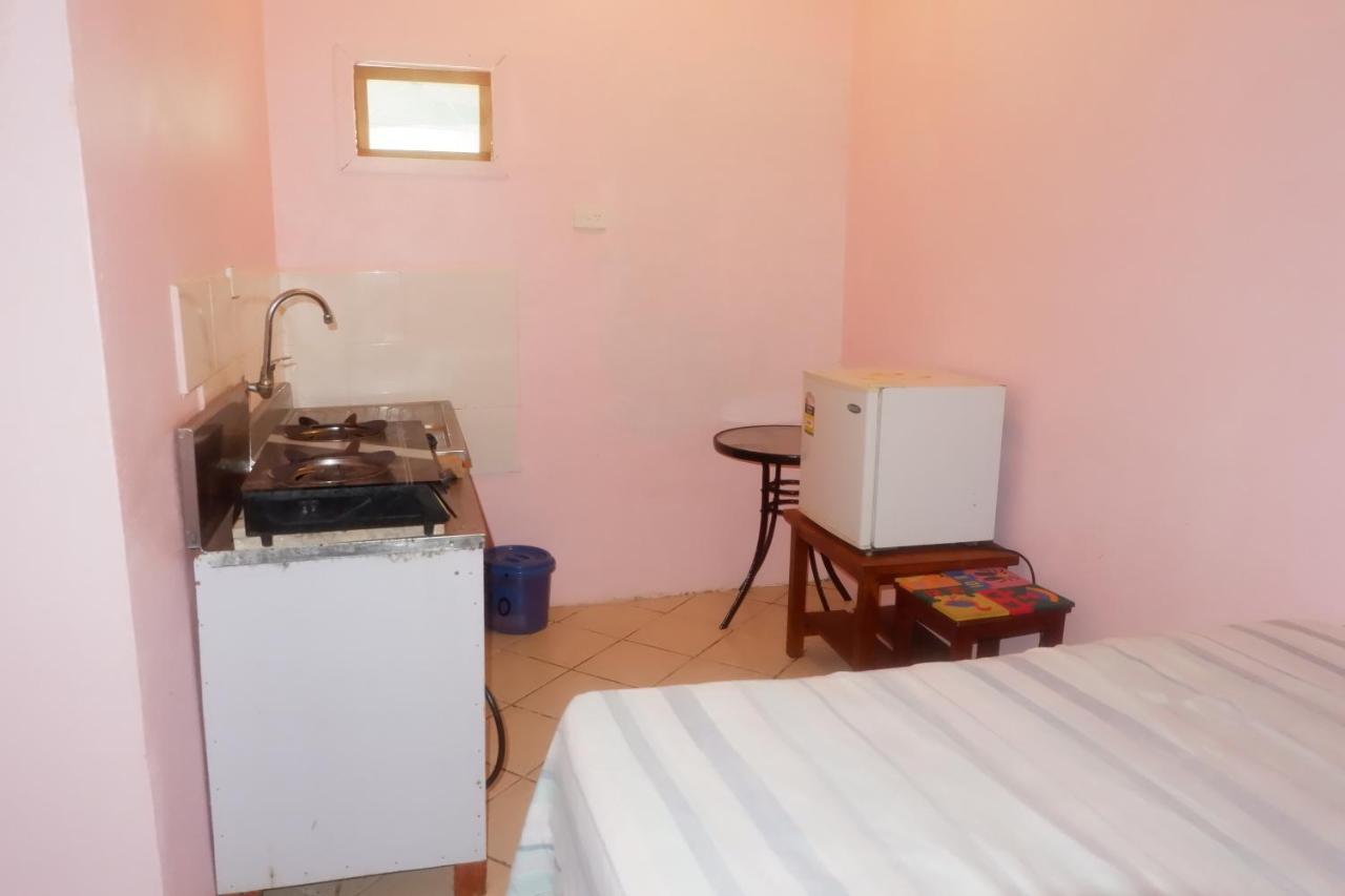 Bluepango Guest House Port Vila Ngoại thất bức ảnh